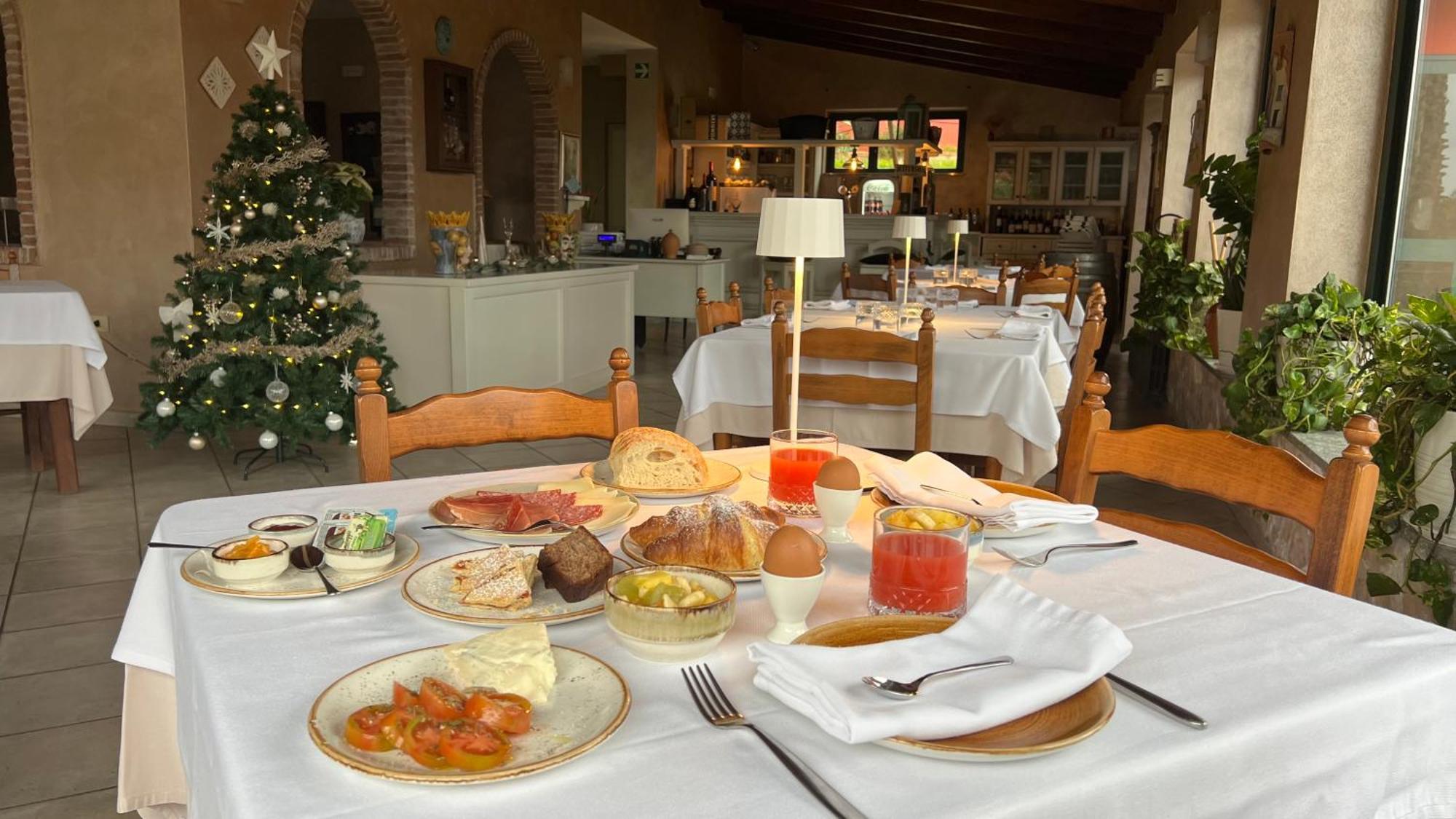 Hotel Borgo Di Santa Barbara Santa Domenica  Exteriér fotografie